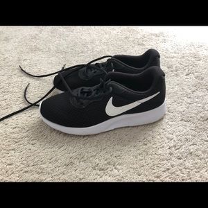 Black Nike Sneakers